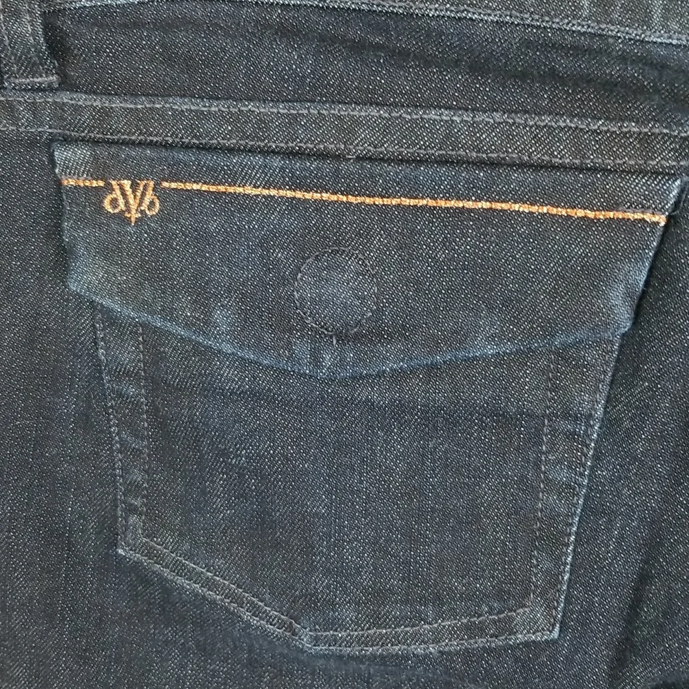 NWOT dVb Dark Wash Jeans Size 31x34 - Picture 8 of 11